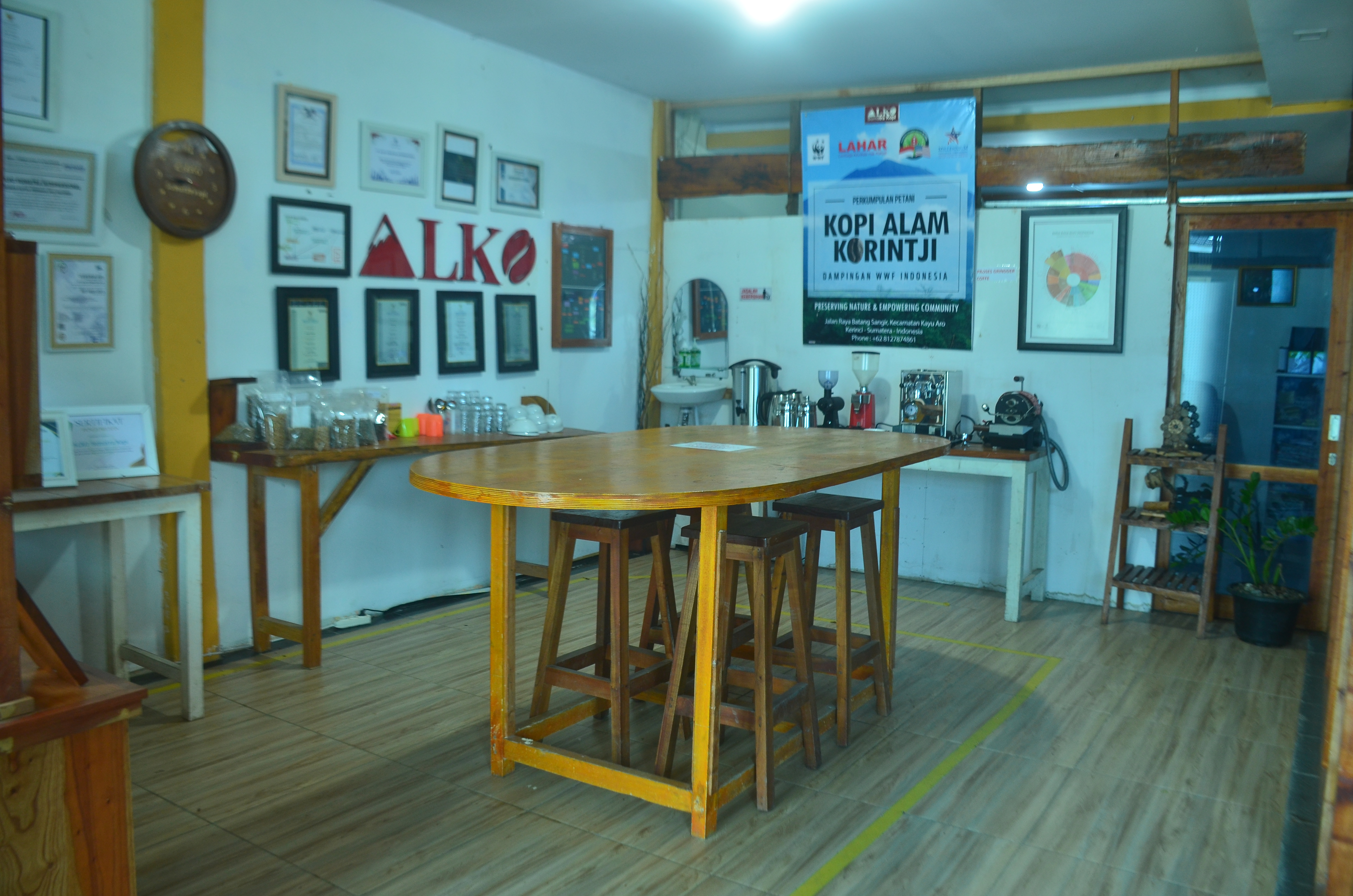 koperasi alam korintji int - Processor Photo